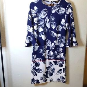 I Le Floral Navy and White Two Tony Midi Dress Holidays Flirty